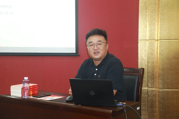 中药研究所成功召开2023年迎新安全普法教育会4